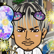 ��~����