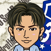 �~���~��